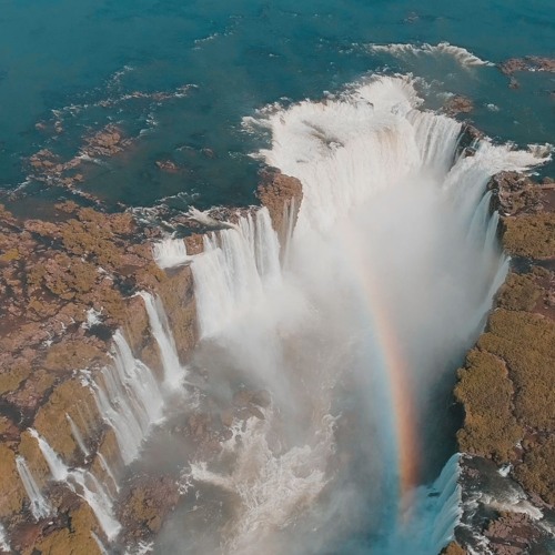 Nicola Cruz live @ Iguazú Falls for Cercle