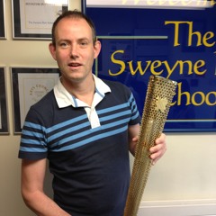 Olympic 2012 Torch Relay Rayleigh (BBC Essex) AJ