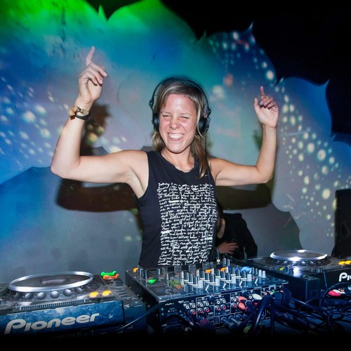 [Trancentral Mix #037] DJoanna - Not For Savasana Mix