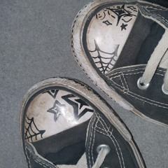 converse kicks (throwaway)