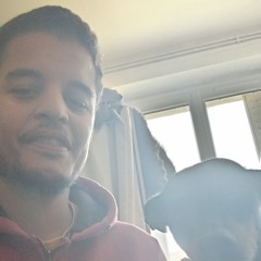 Dragon blanc aux yeux bleus.mp3