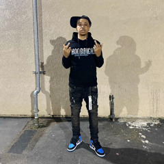 Paid Pape - Slide