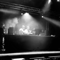 A BIT OF DESTORSION TECHNO SET / EBBE