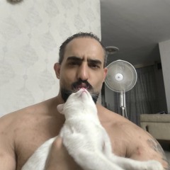 زخمامو خودم بستم که خونم بند بیاد  فهمیدم هر کاری از هر کسی بر میاد