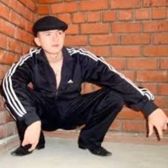 Tri Poloski Bass Boosted