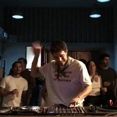 SET PARA MA HOUSE EN EL PNC RADIO :)