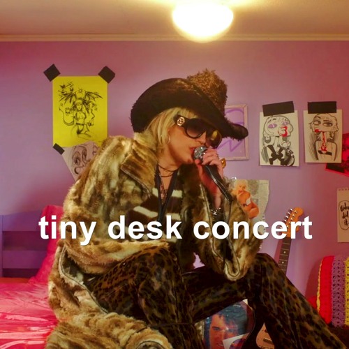 Miley Cyrus - Fade Into You (Live)