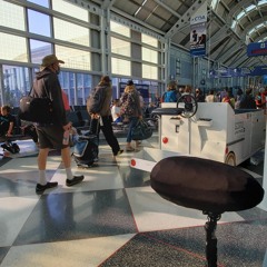 O'Hare Airport Ambience (Senn. M/S)