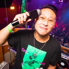 Happy Humpday House Mix December 8 2021