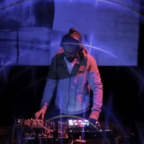 Liveset for Cuadro 22 (Clips) full set on youtube