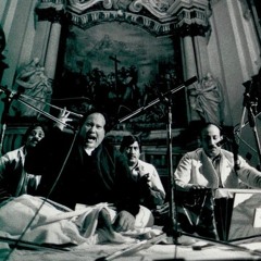 Hum Buton Ko Jo Pyar Karte Hain | Ustad Nusrat Fateh Ali Khan |