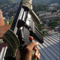 AS PIRANHA TREPA ,MAS A GLOCK NÃO -DJ NEGUIM