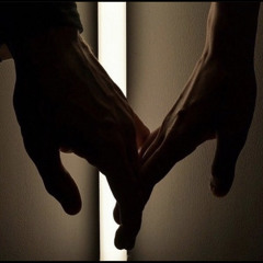 واتوسد طهر قلبّك.