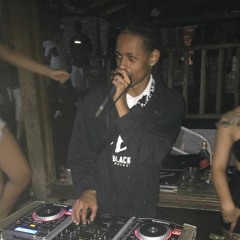 MTG - OLHA ESSA TROPA - Part. Mc Nk