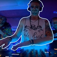 Rich Glow | Glitter & Glow NYE VIP Set