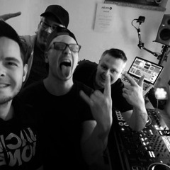Enrico Sangiuliano X T78 - Blooming Fisto (Musical Taste LIVE - Mashup)(www.breakz.fm)