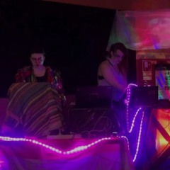 N.B. Spiders x Cat Woywod Queerfilmfest Kassel LIVE SET