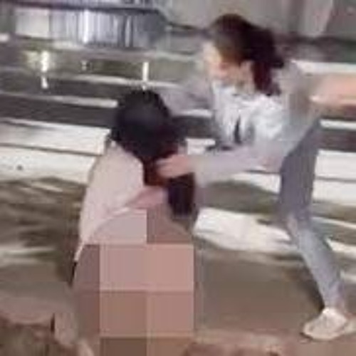 Original video Bị Đánh Nhập Viện Vì Quay Clip Clip Đánh Ghen Bé Ngân Hàng Vib