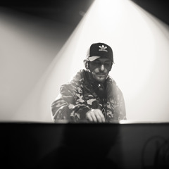 freak chic - dedge 27 / 09 /24
