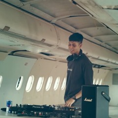 Afro Melodic House set inside an Abandoned Airplane
