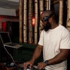 Nobody Has To Know X Clubbin' (Tayo Edit) (originally by @djignitionuk)