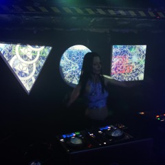 DJ Sarana - She Loves Tekno Mix (May 22)