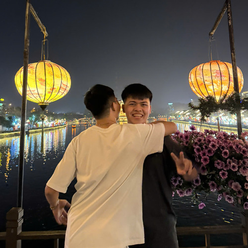 tưng tửng thì gặp anh