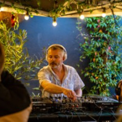 The Midweek Mix 45