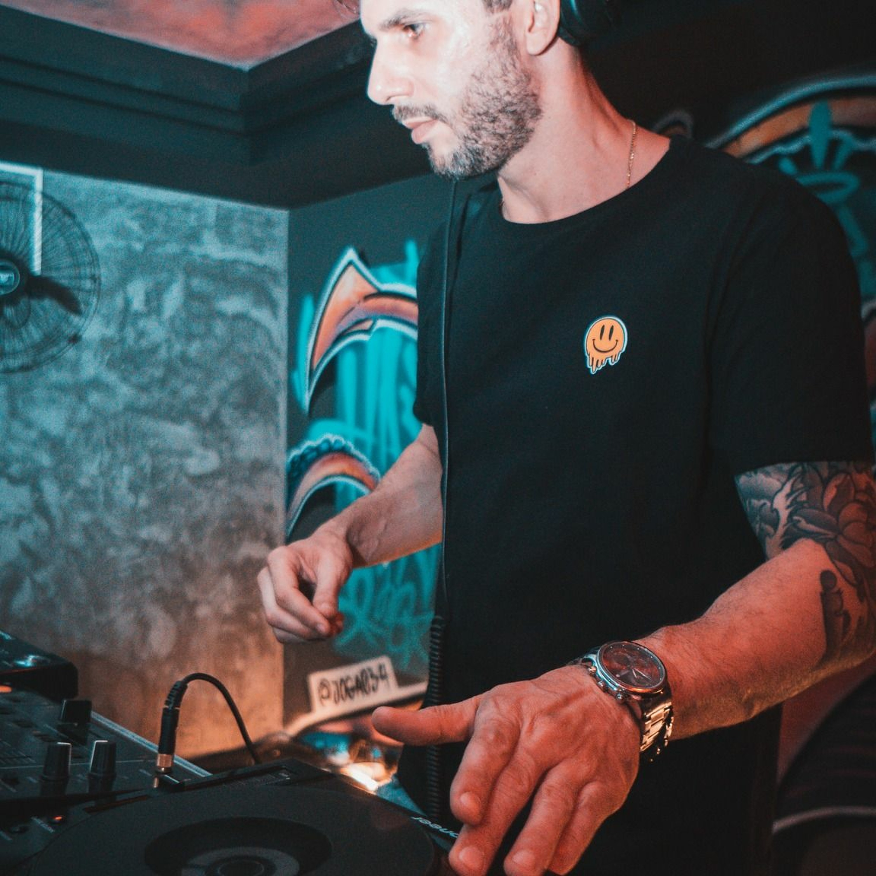 Rz DJ @ Live at Residência For Under Waves 04.02.23 episode artwork