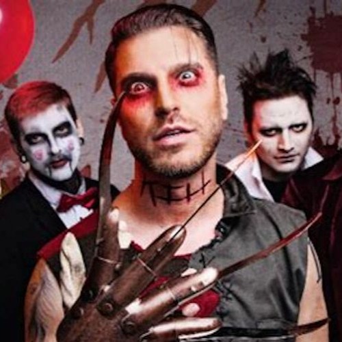Ice nine kills the silver scream. Ice nine kills a work of art. Джастин морроу ice nine kills. Спенсер чарнас ice nine kills. Группа ice nine kills.