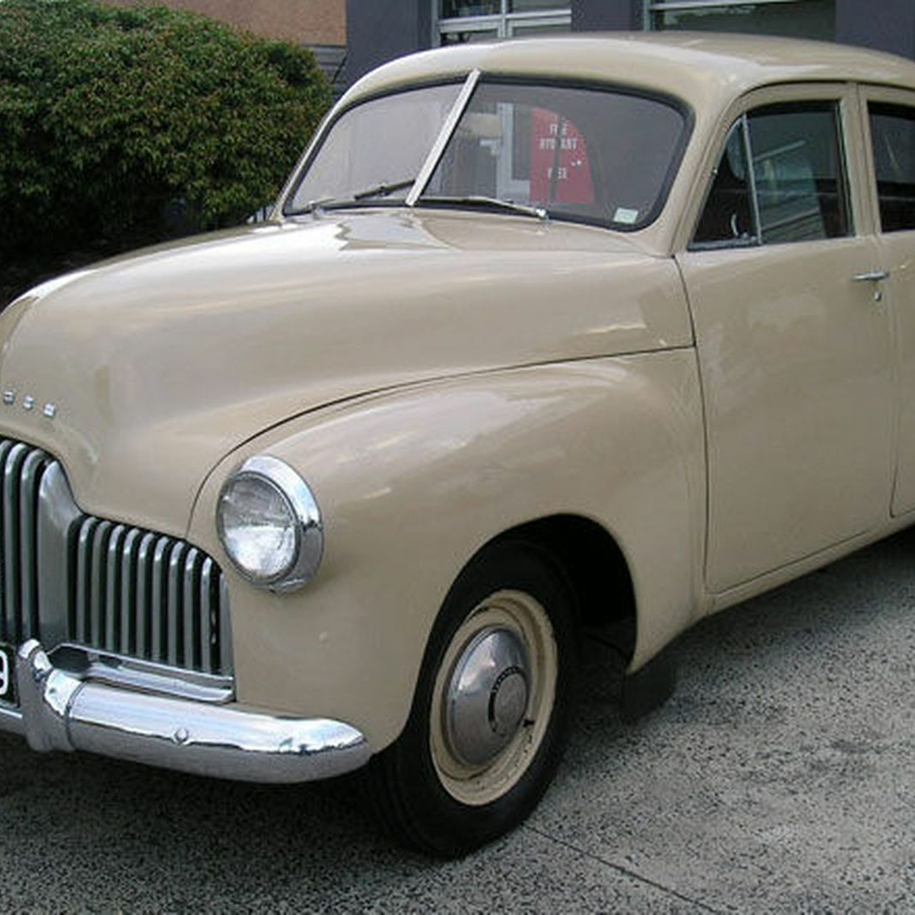 Overdrive: Holden goes under: Formal history and stories from owners thumbnail