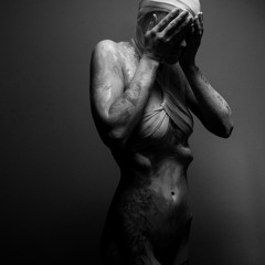 A time stuck in the darkness. 2020 03 07 15 02 09