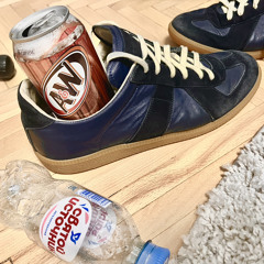 я вляпался джинсами в жовку под партой (prod. ader)