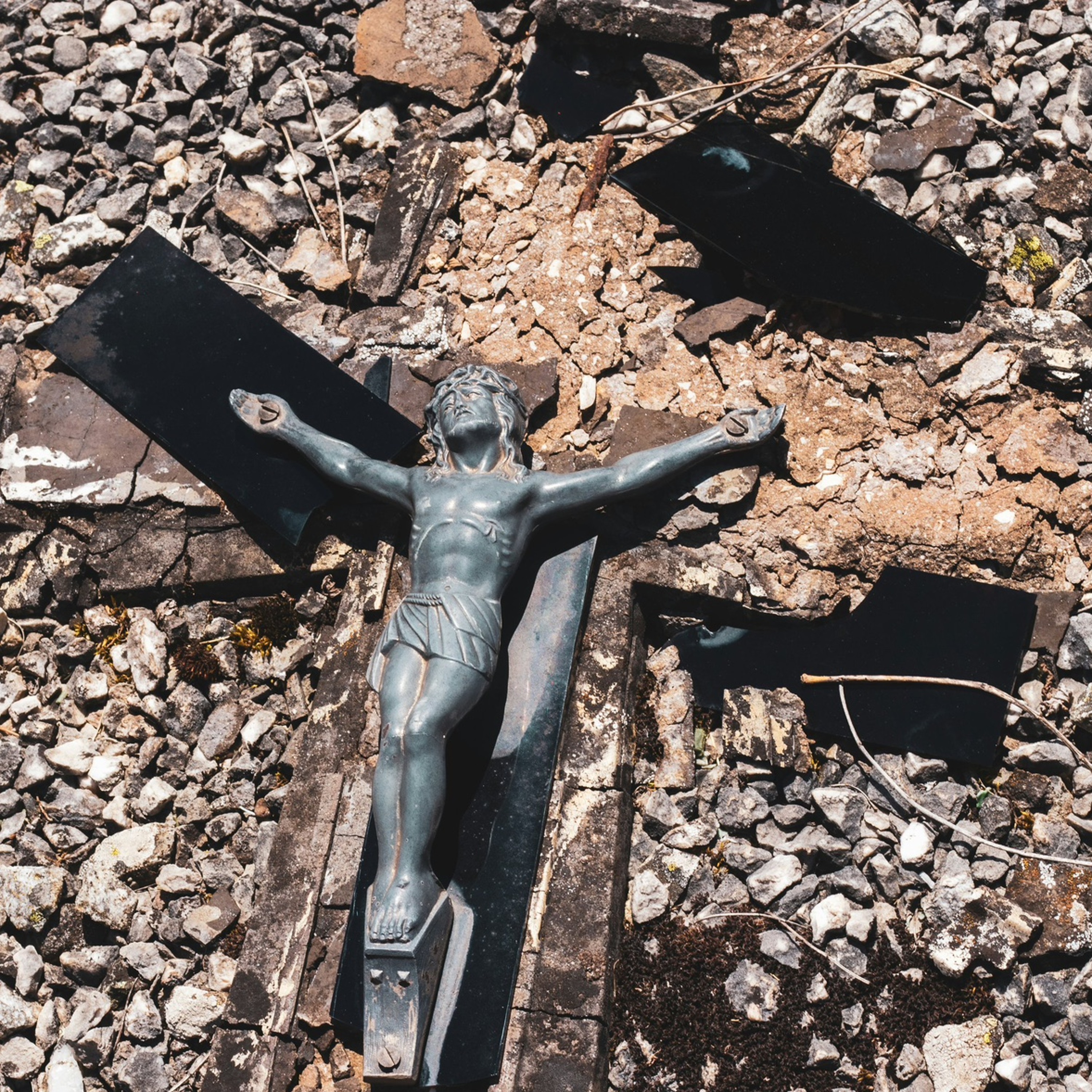 WHY DID JESUS HAVE TO DIE? -Homily 5th Sunday of Lent - March17, 2024 episode artwork