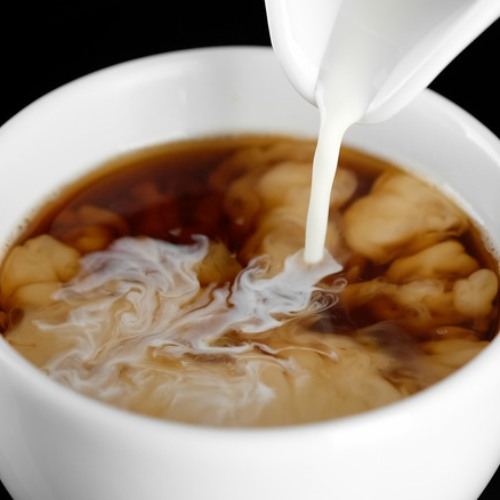 How Dairy-Free, Sugar-Free Coffee Creamers Can Help with Weight Management