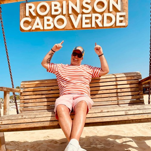 Sundowner Live Mix Robinson Cabo Verde by DJ Lars von Ommeln