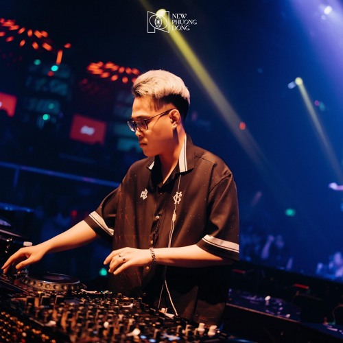 Ai Lau Doi Mi Hoen - Phillip Lee