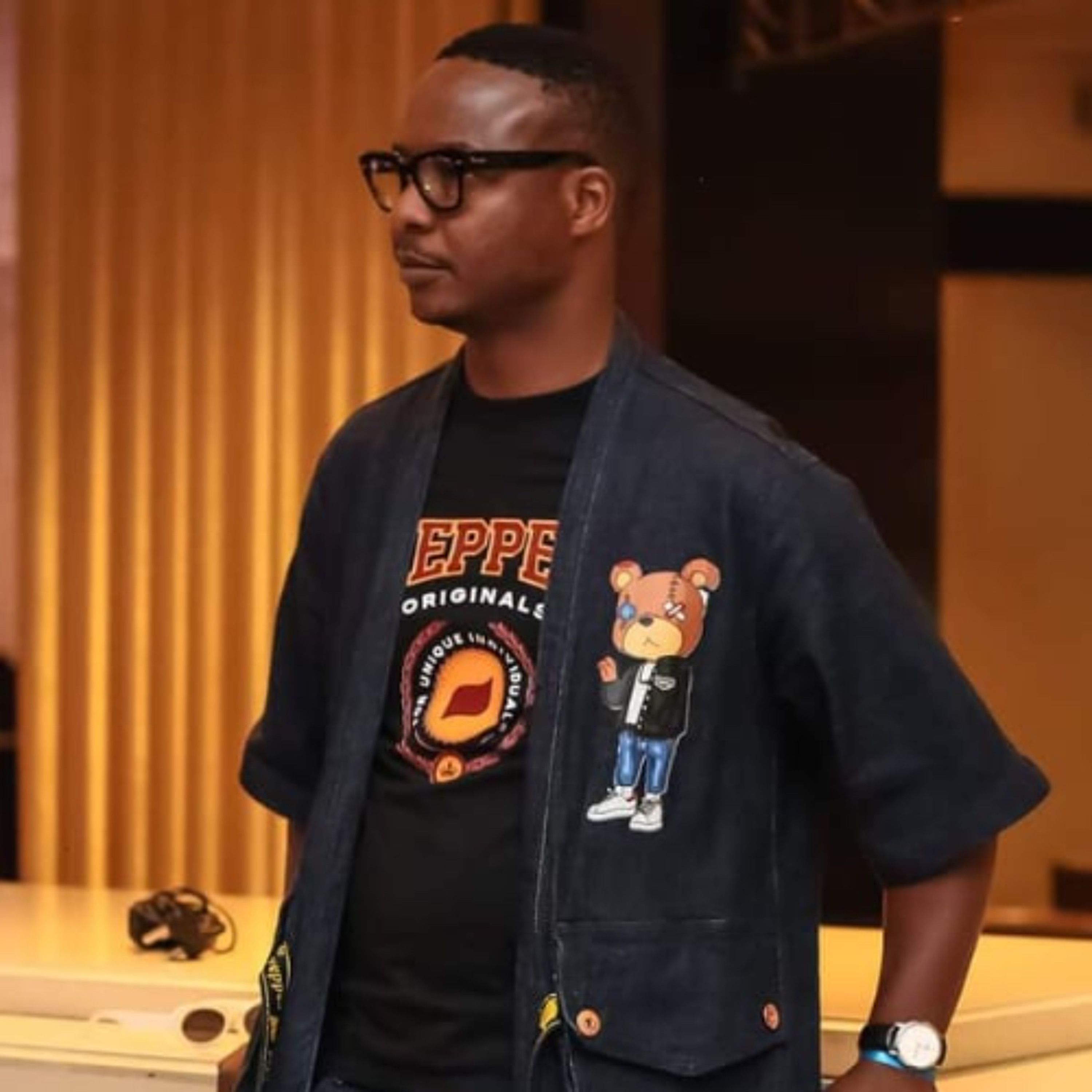 In Conversation with Sandile Mthombeni, Founder of Veppes