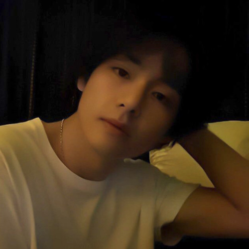 Taehyung-Maybe (edit.ver) 230412 wvs live