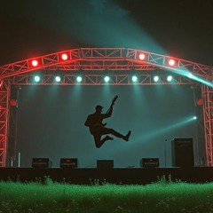 Zvedlá závora - festival theme song on metal ukulele