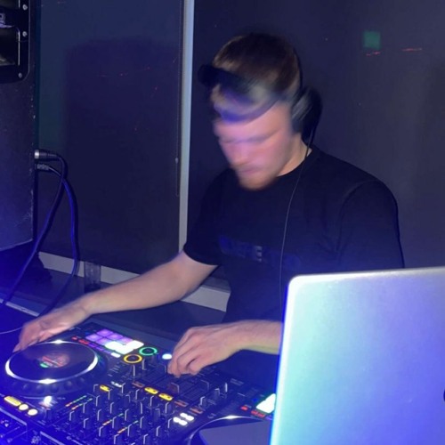 01 Let's Go Dancing - Sunday Sessions
