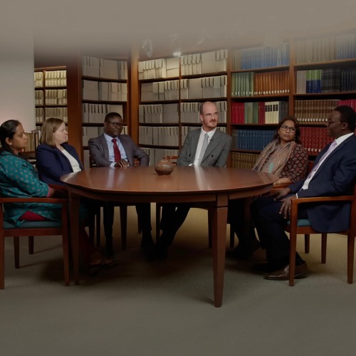 در گفتگو: صحبت‌های مشاورین درباره پیشرفت زنان