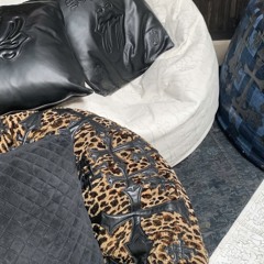 WHO ARE YOU? (Instrumental) (140 bpm)