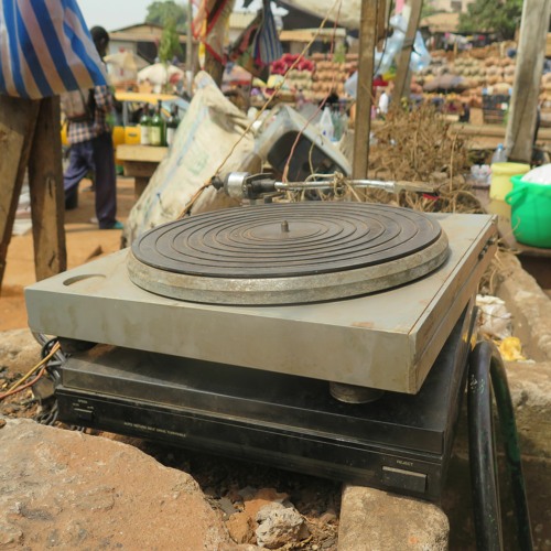 Asymetrics Present: Armand De Preseau - Traveling Grooves