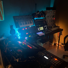 Vibey Ditty - https://www.youtube.com/watch?v=ElDMzVuunyY