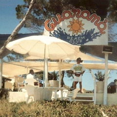 discoteca en la playa caliente