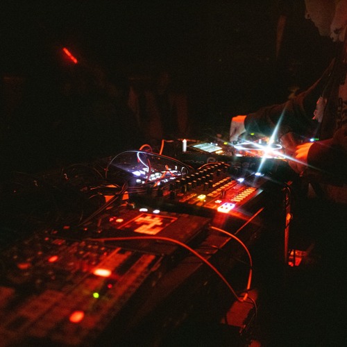 TRACKS