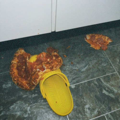 2. Croc Pizza