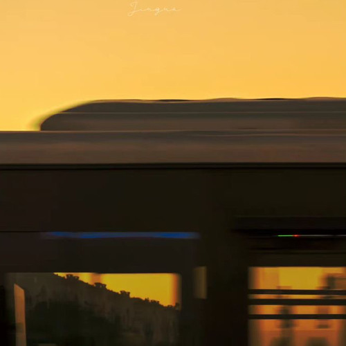 NIKI - Backburner (Live)