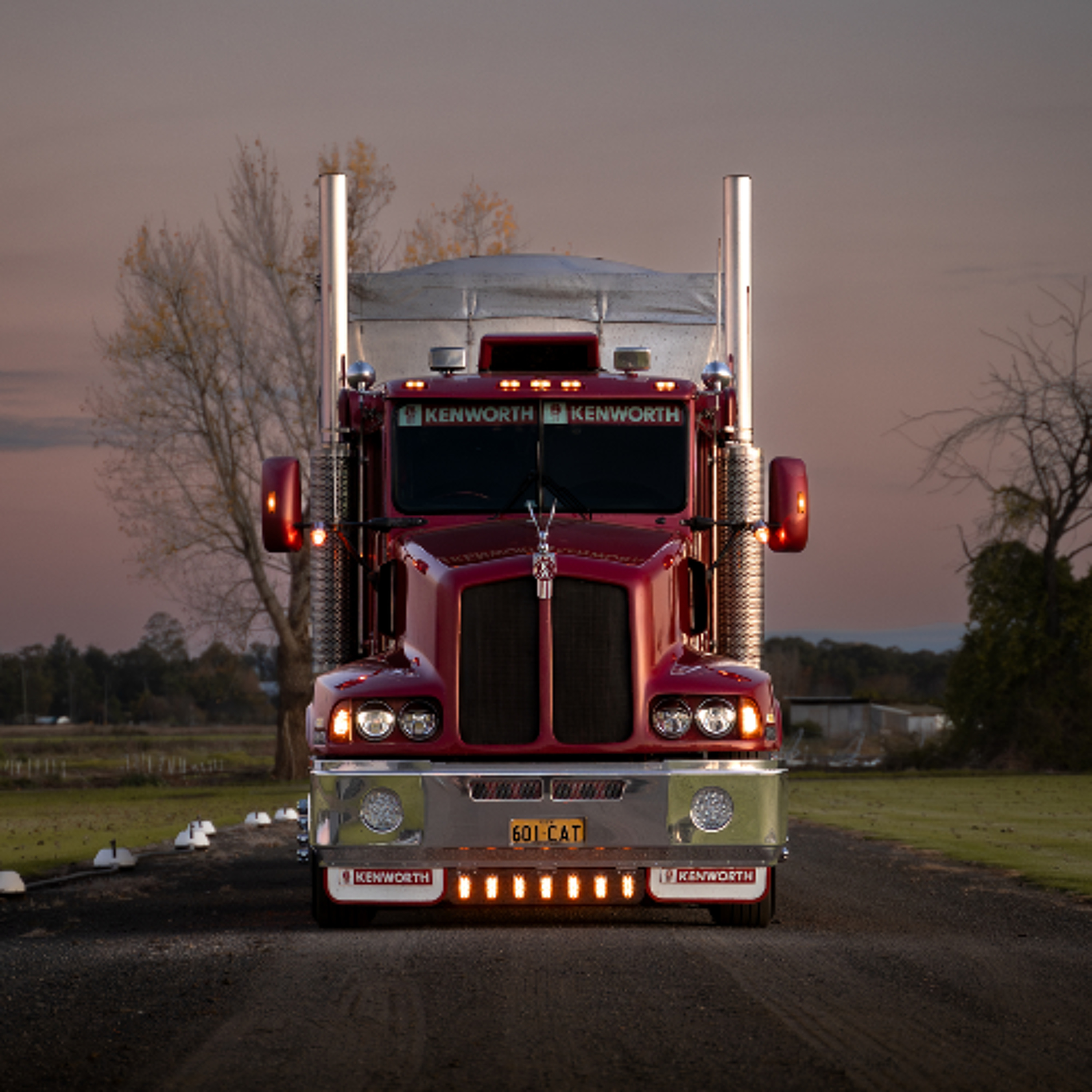 237.  Australian Trucking Industry news and opinion with Mike Williams and guest Bob McMillan episode artwork
